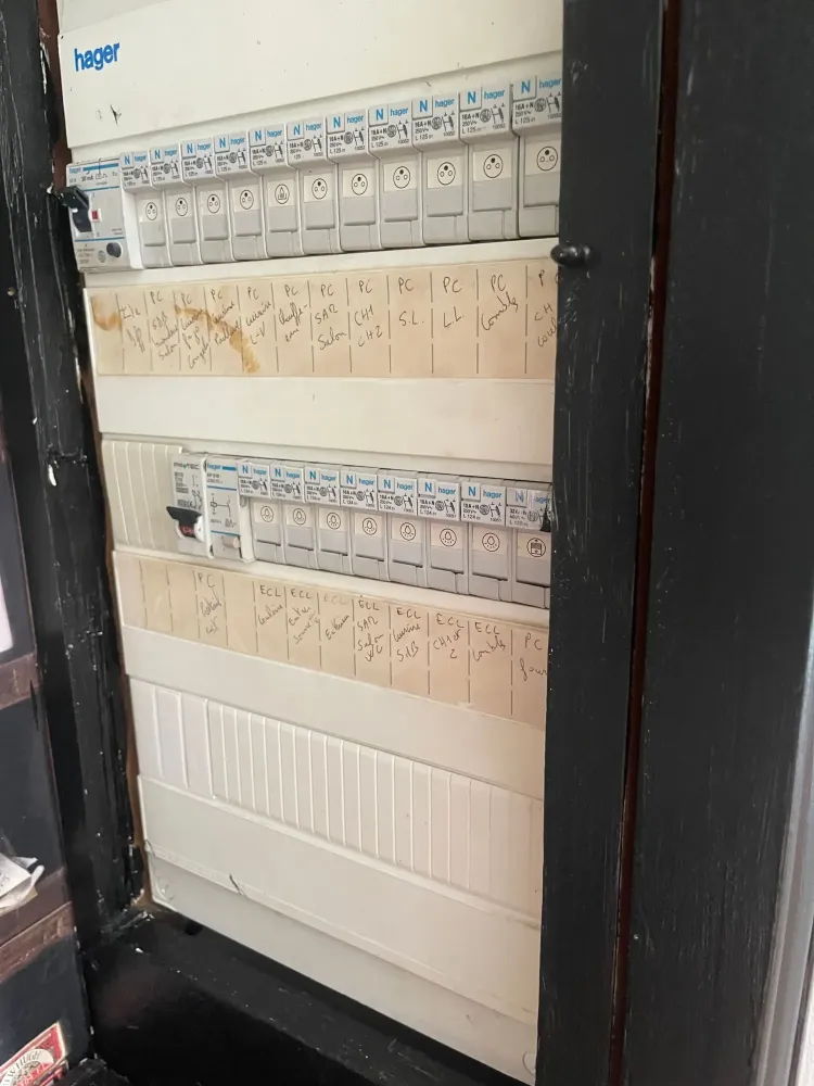 installation-domotique-isle-adam.jpg