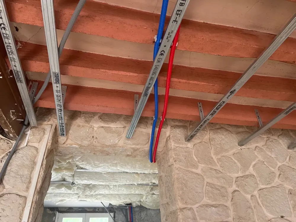 raccordement-electrique-maison-isle-adam.jpg